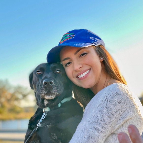 Meet your Posher, Daniela - Picture 1 of 1